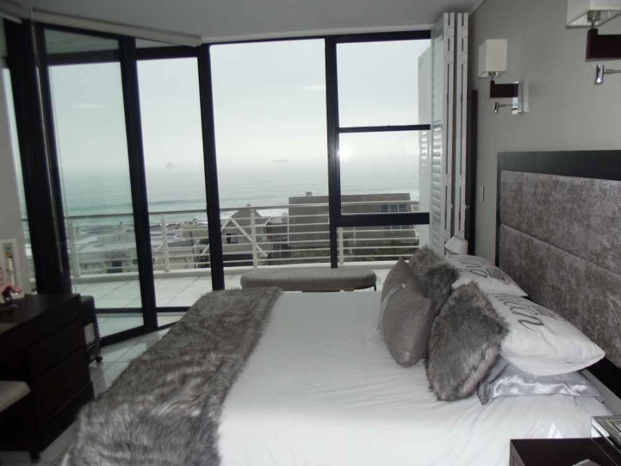 2 Bedroom Property for Sale in Bloubergstrand Western Cape